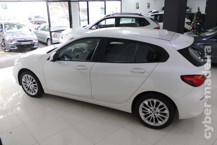 BMW Serie 1 116D Corporate Edition EAT8 Gasóleo