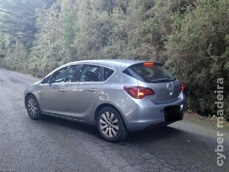 OPEL ASTRA Cosmo Gasóleo