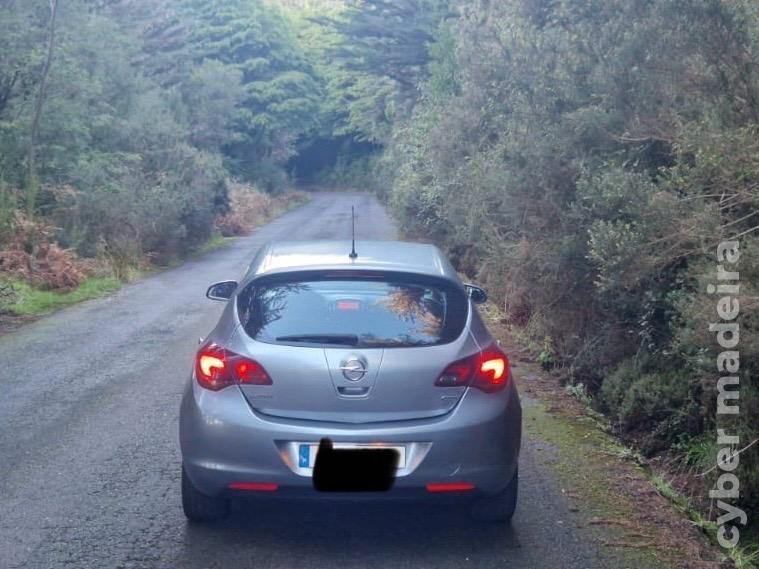 OPEL ASTRA Cosmo Gasóleo