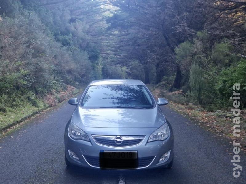 OPEL ASTRA Cosmo Gasóleo