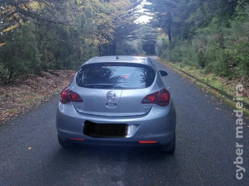 OPEL ASTRA Cosmo Gasóleo