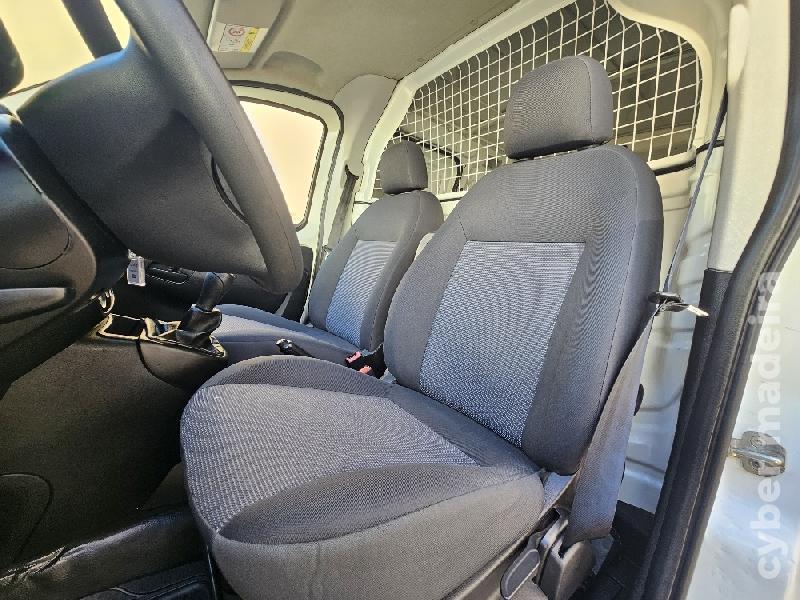 PEUGEOT BIPPER 1.3 HDI Pro 80cv AC (Poucos KMS) (2017) Gasóleo