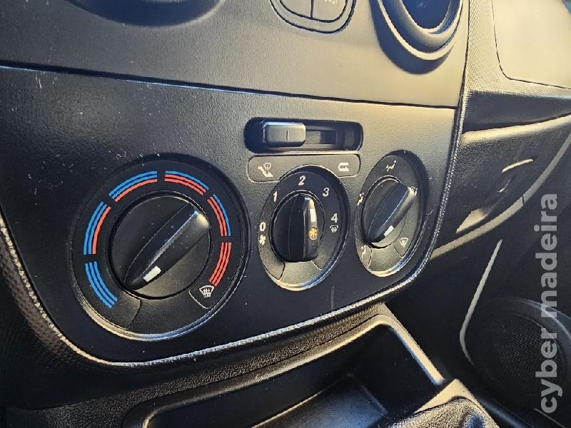 PEUGEOT BIPPER 1.3 HDI Pro 80cv AC (Poucos KMS) (2017) Gasóleo