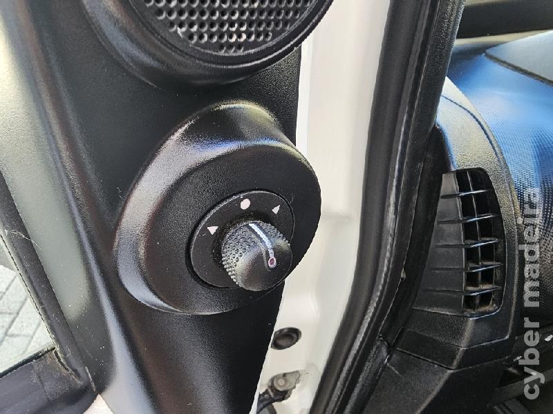 PEUGEOT BIPPER 1.3 HDI Pro 80cv AC (Poucos KMS) (2017) Gasóleo