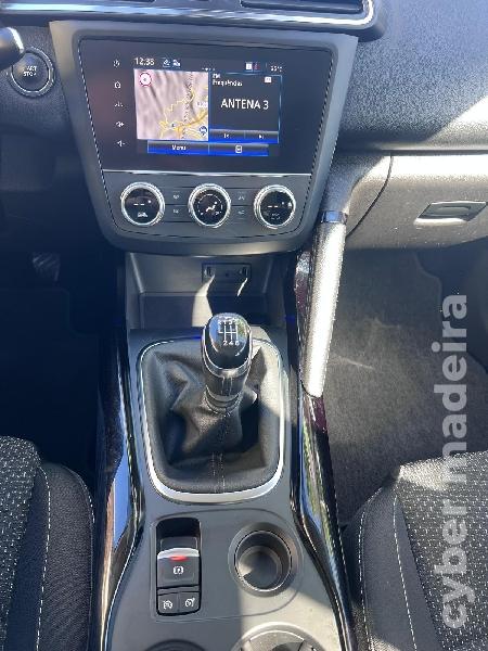 RENAULT KADJAR 1.5 BlueDCI 115 cv Gasóleo