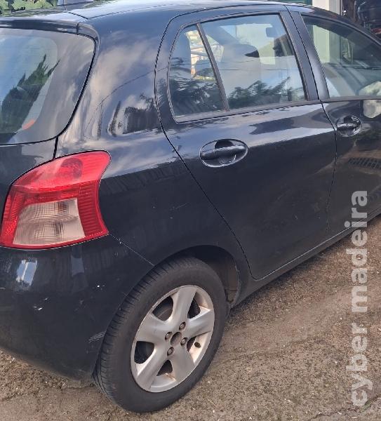 TOYOTA YARIS 1.0 vvt-i Gasolina