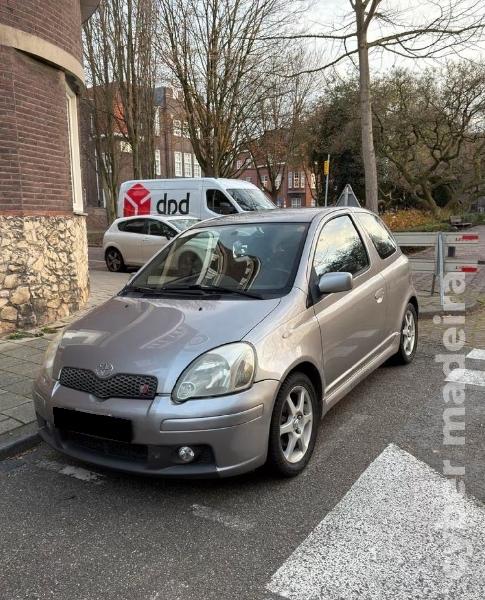 TOYOTA YARIS 1.5 TS T-Sport Fase 2 Gasolina