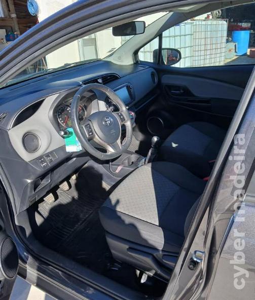 TOYOTA YARIS 1.4 D-4D Gasóleo