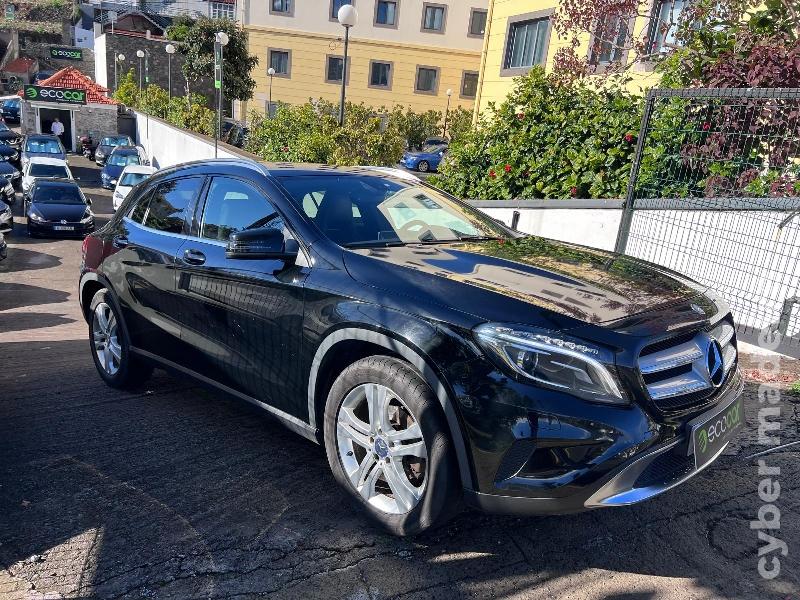 MERCEDES GLA 1.5 CDI 110 cv Gasóleo