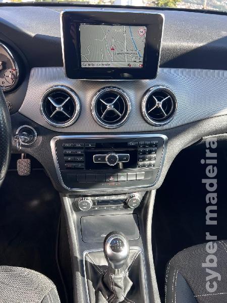 MERCEDES GLA 1.5 CDI 110 cv Gasóleo
