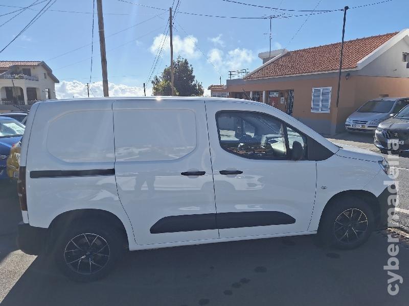 CITROEN BERLINGO BLUEHDI Gasóleo