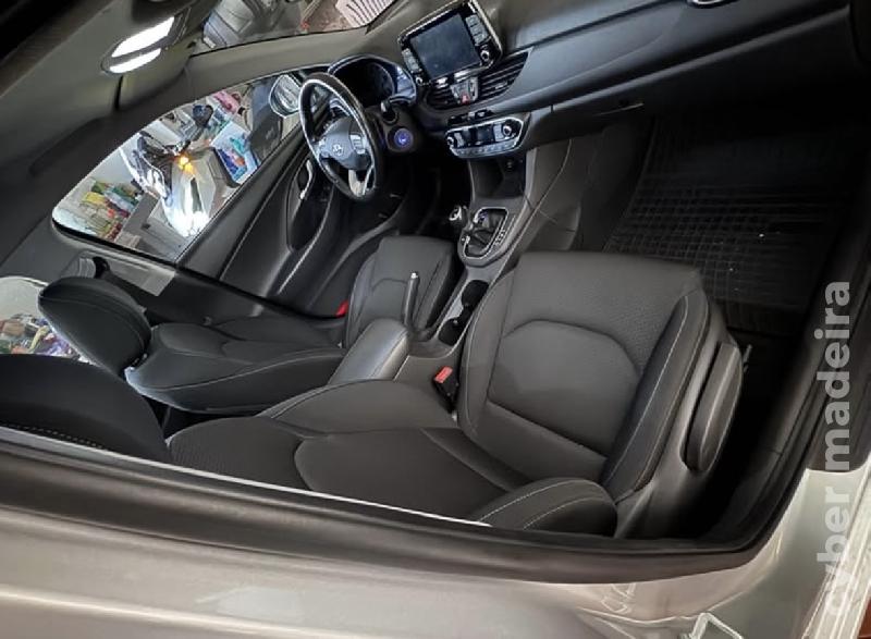 HYUNDAI I30 HYUNDAI I30 SW 1.6CRDI 116CV AUTOMATICA Gasóleo