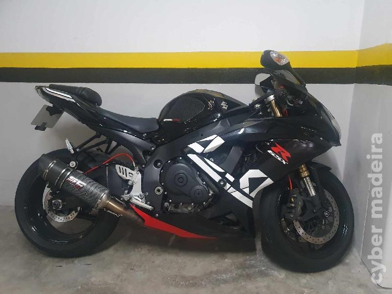 Suzuki Gsxr L0 600 cc Supermoto