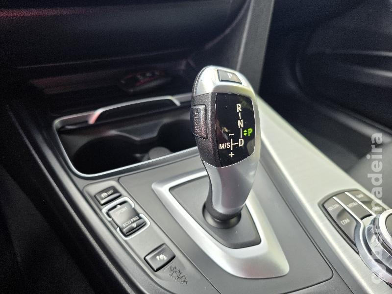 BMW Serie 3 318d TOURING LINE SPORT Gasóleo