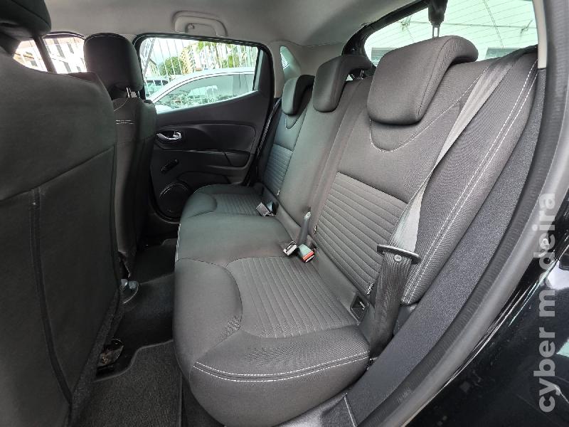 RENAULT CLIO IV 1.5 DCI LIMITED C/GARANTIA Gasóleo