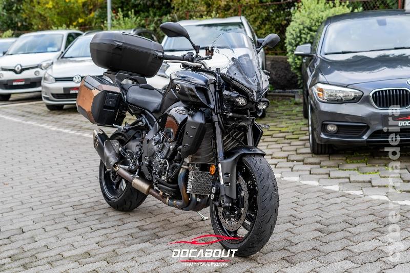 Yamaha MT10 1.000 cc Sport, turismo