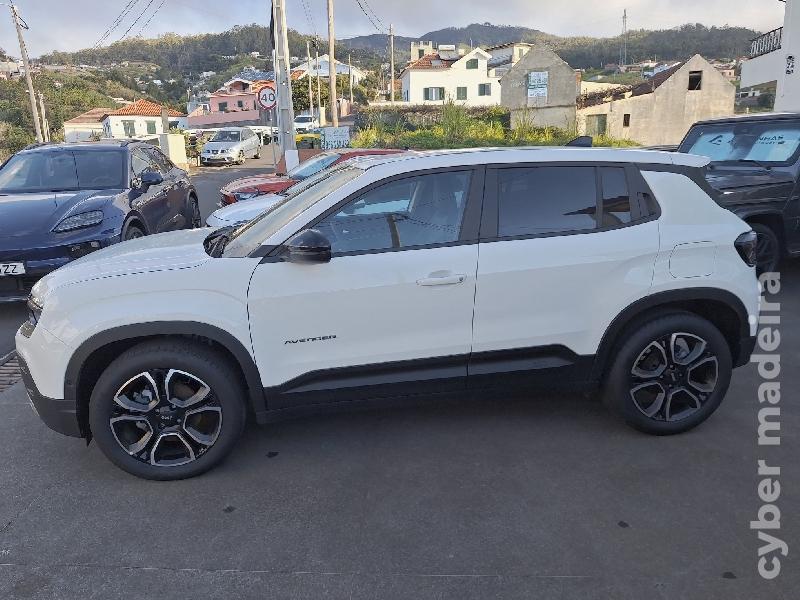 JEEP RENEGADE AVENGER ICE SUMMIT Gasolina