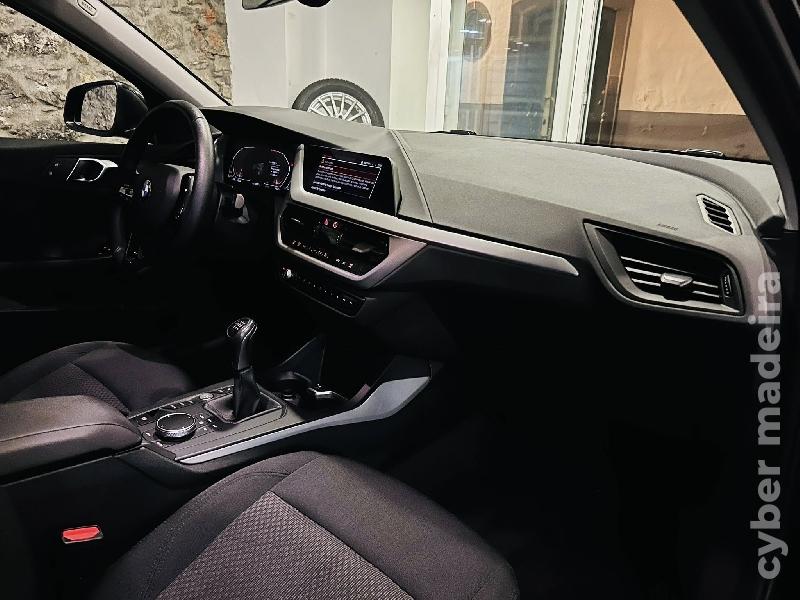 BMW Serie 1 116D CORPORATE EDITION Gasóleo