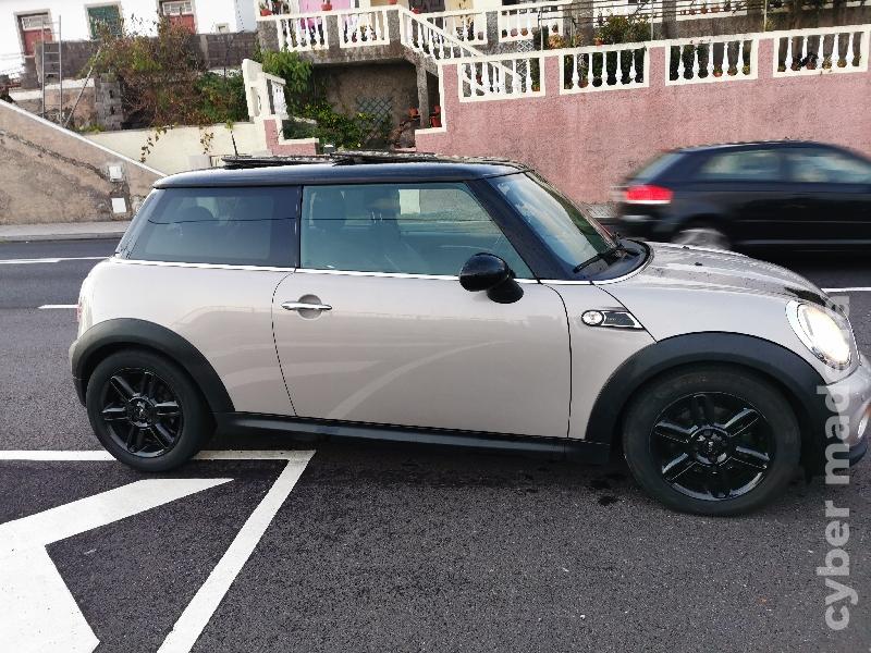 MINI MINI Cooper D R56 Gasóleo