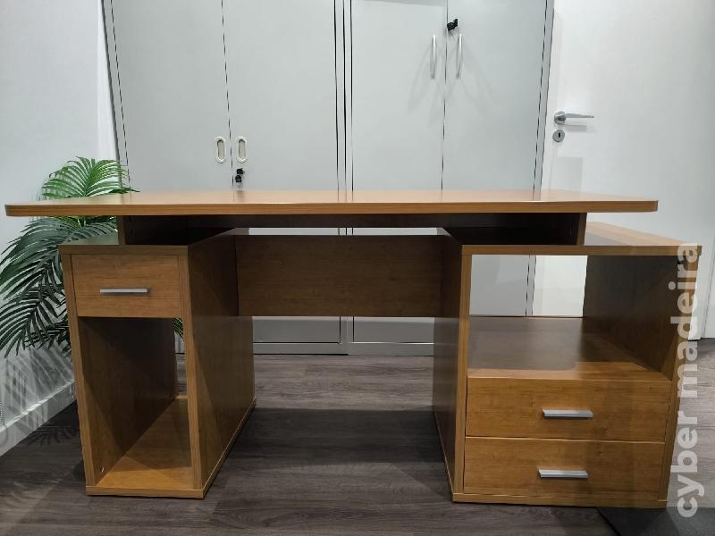 secretária cerejeira