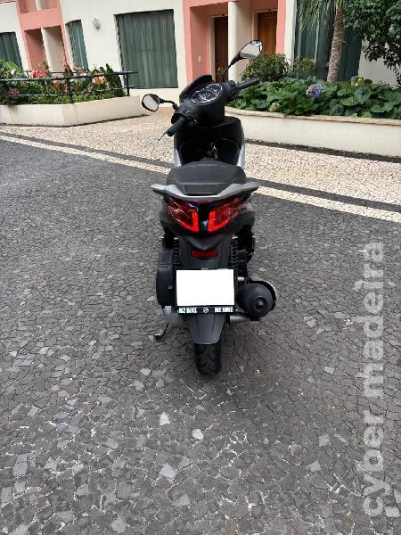 Piaggio Medley ABS 125 cc Scooter
