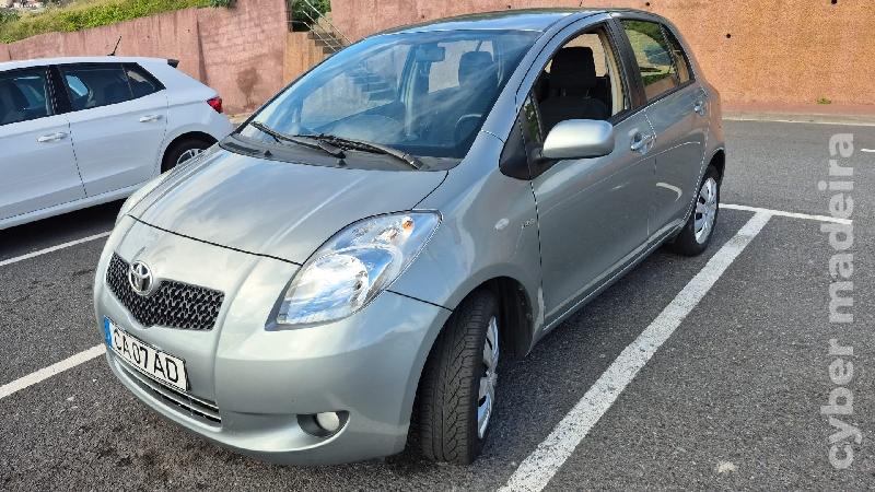 TOYOTA YARIS 1.4 D4D Gasóleo