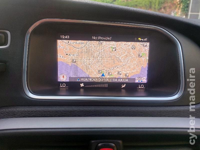 VOLVO V40 2.0-CC 2017 Gasóleo