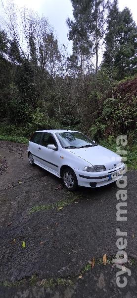 FIAT PUNTO Punto 6speed Gasolina