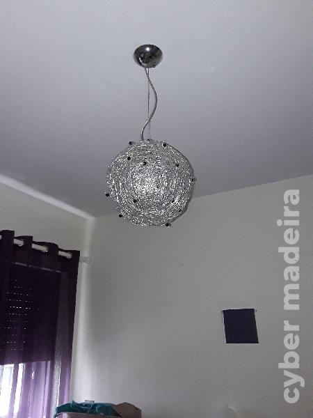 Candeeiros de teto bom estado