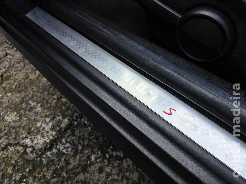 MINI MINI COOPER SD ROADSTER 143CV Gasóleo
