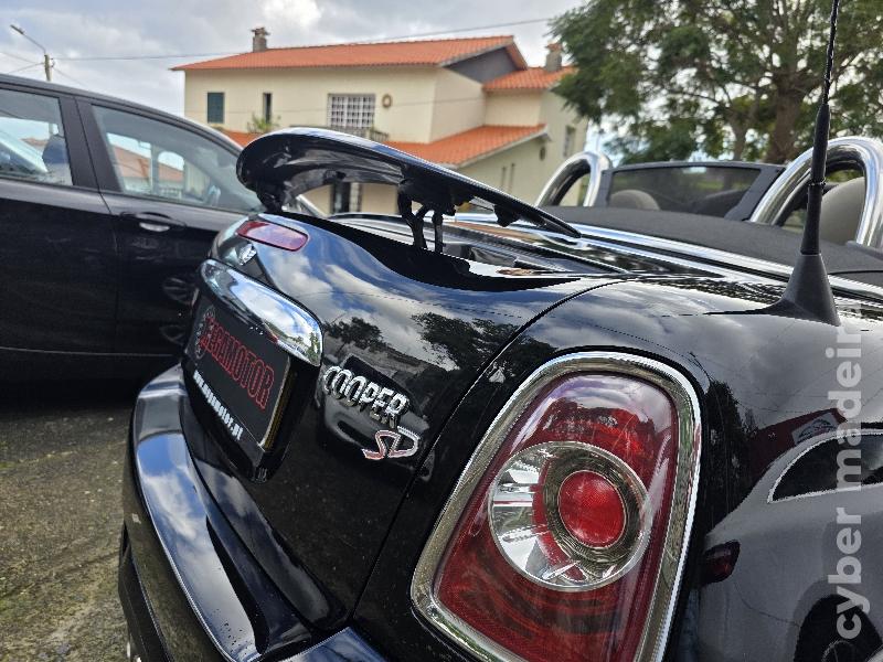 MINI MINI COOPER SD ROADSTER 143CV Gasóleo