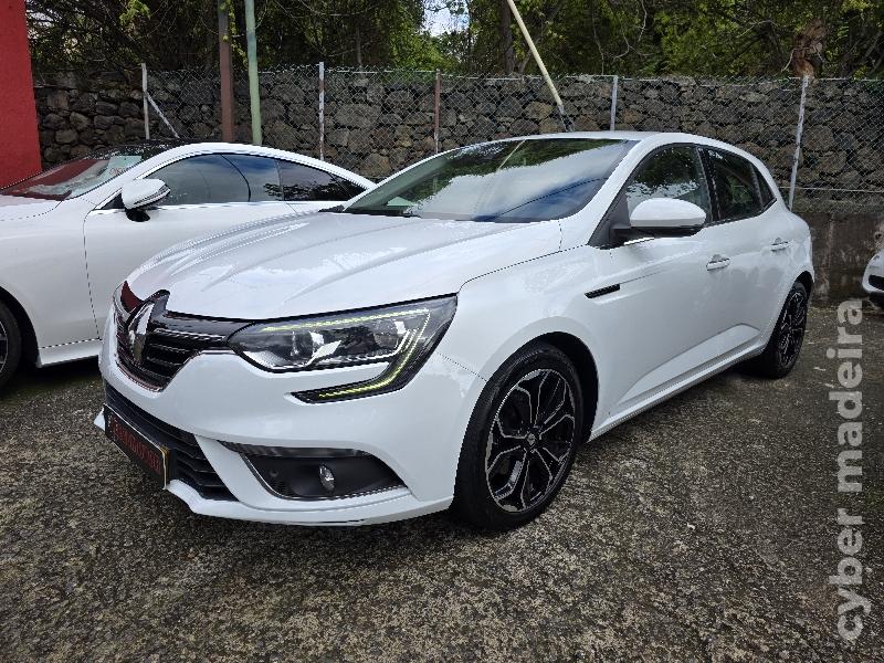 RENAULT MEGANE 1.5 DCI ZEN 110cv Gasóleo