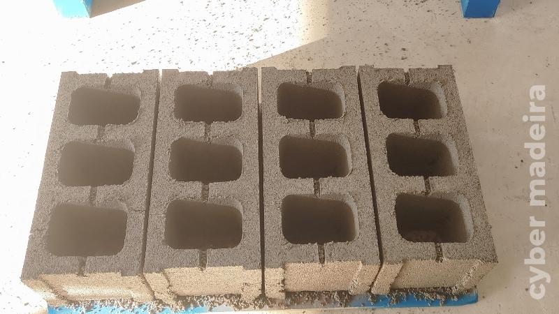 Máquina de fazer Blocos