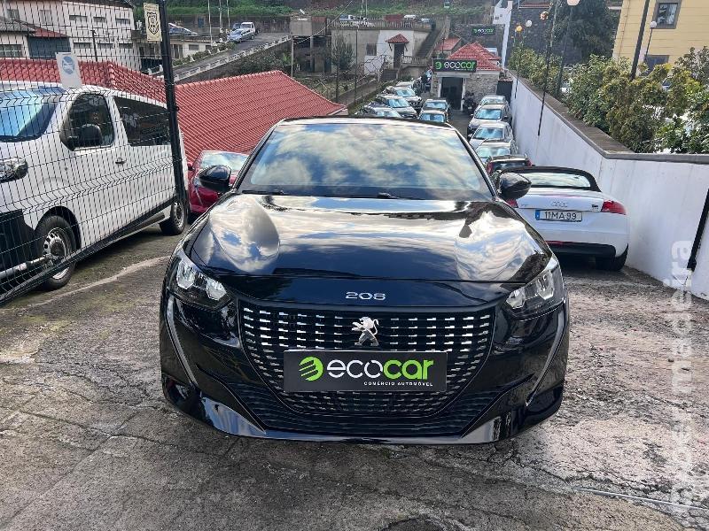 PEUGEOT 208 1.2 PureTech 100 cv Allure Pack Gasolina