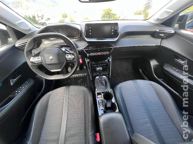 PEUGEOT 208 1.2 PureTech 100 cv Allure Pack Gasolina