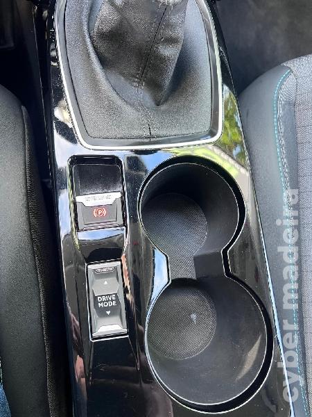 PEUGEOT 208 1.2 PureTech 100 cv Allure Pack Gasolina