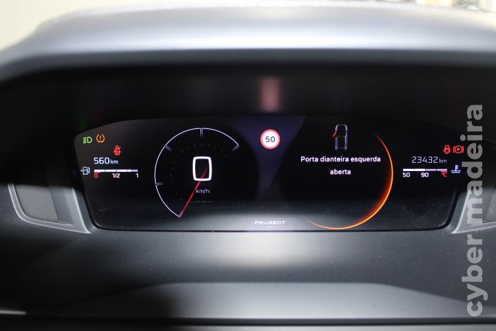 PEUGEOT 208 1.2 PureTech Allure Pack Gasolina