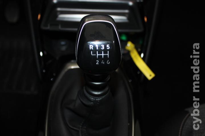 PEUGEOT 208 1.2 PureTech Allure Pack Gasolina