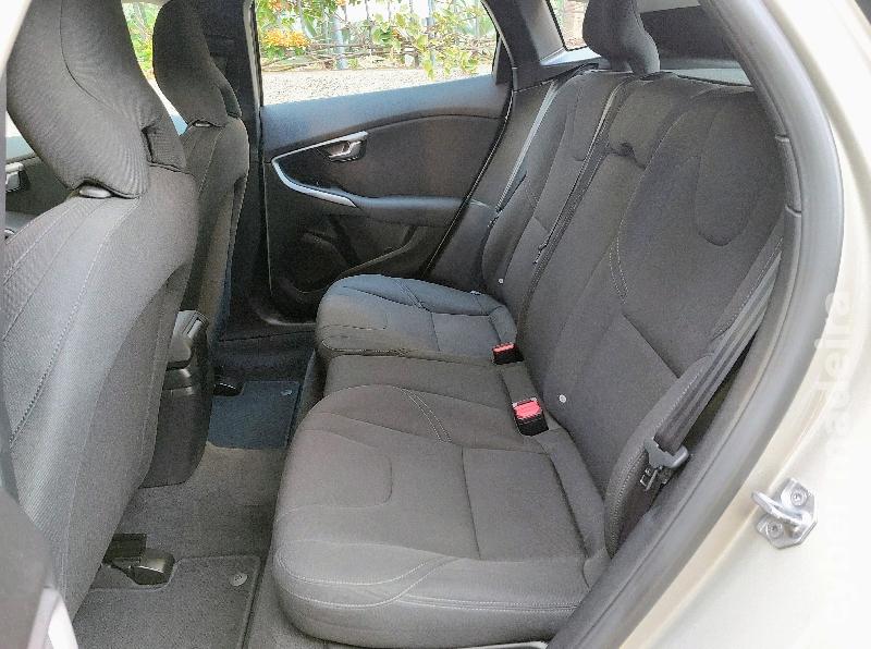 VOLVO V40 2.0-C 2017 Gasóleo