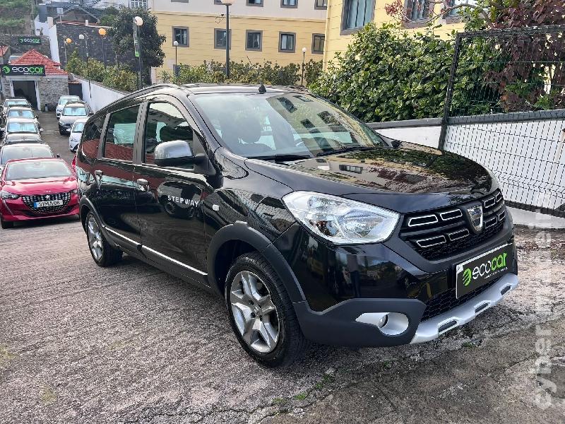 DACIA LODGY 1.5 BlueDCI 115 cv Stepway - 7 Lugares Gasóleo
