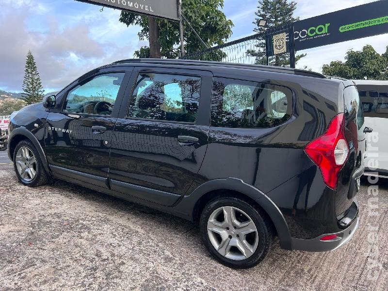 DACIA LODGY 1.5 BlueDCI 115 cv Stepway - 7 Lugares Gasóleo