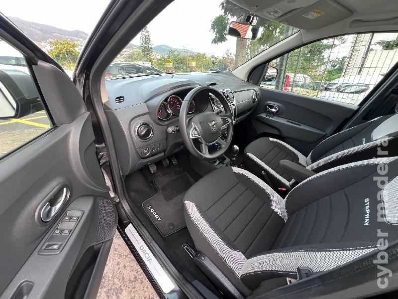 DACIA LODGY 1.5 BlueDCI 115 cv Stepway - 7 Lugares Gasóleo