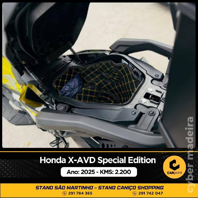Honda XADV 750 Special Edition 750 cc Scooter