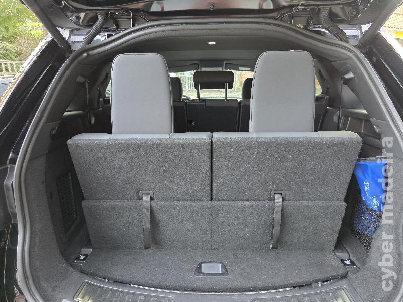 LAND-ROVER DISCOVERY SPORT 2.0 ED4 R-DYNAMIC Gasóleo