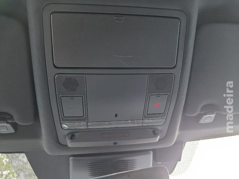 LAND-ROVER DISCOVERY SPORT 2.0 ED4 R-DYNAMIC Gasóleo