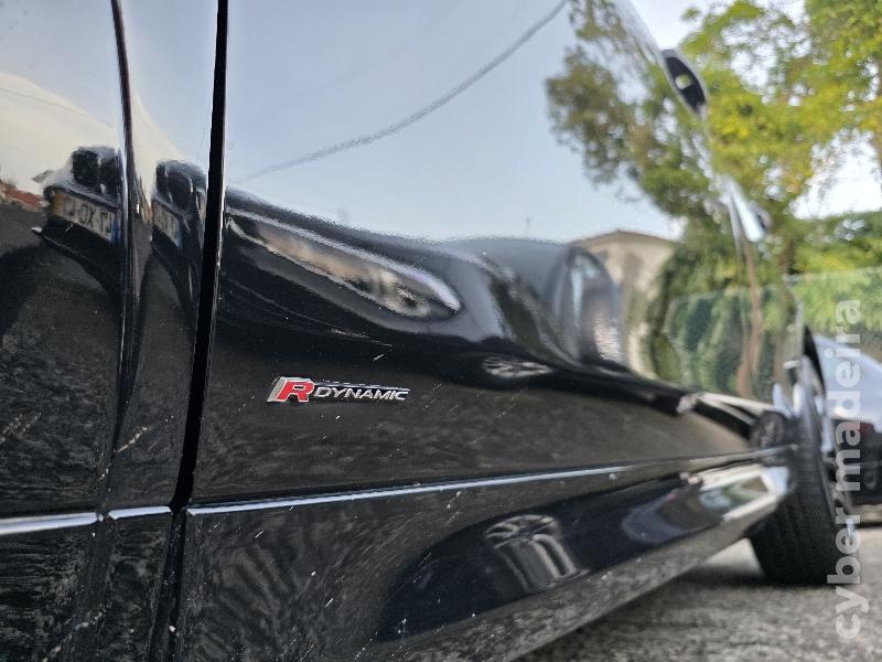 LAND-ROVER DISCOVERY SPORT 2.0 ED4 R-DYNAMIC Gasóleo