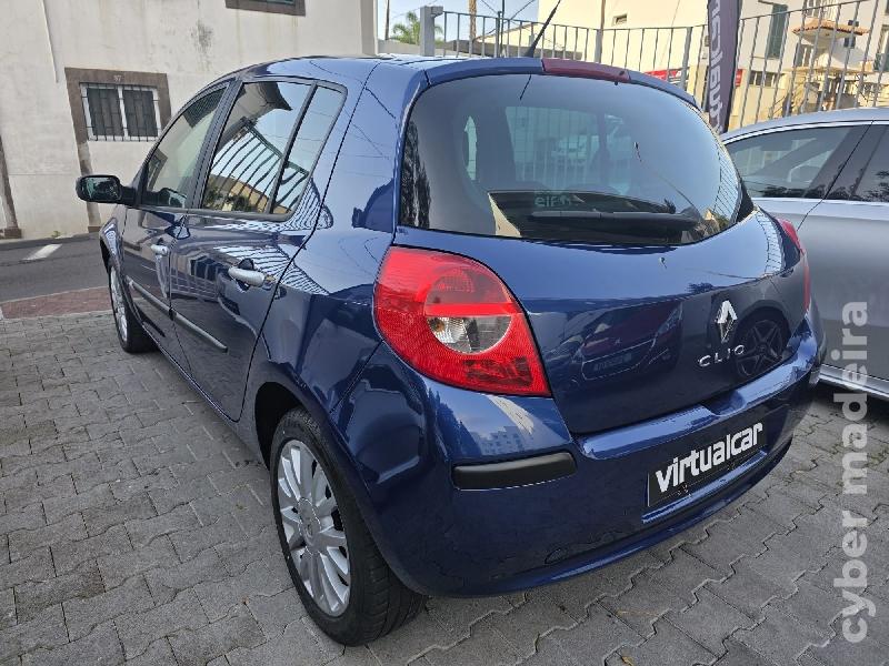 RENAULT CLIO III 1.2CC C/GARANTIA Gasolina