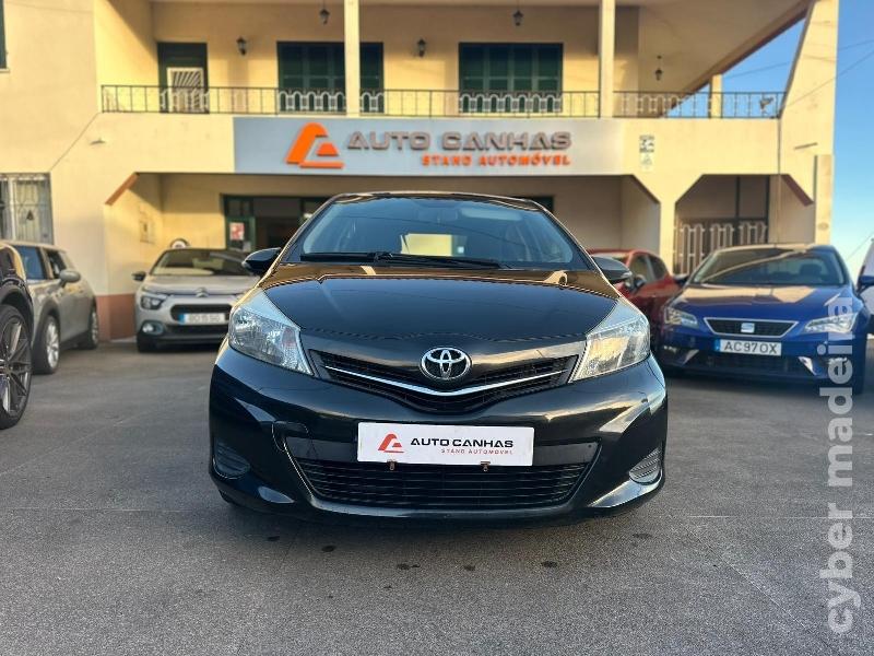 TOYOTA YARIS D-4D Gasóleo