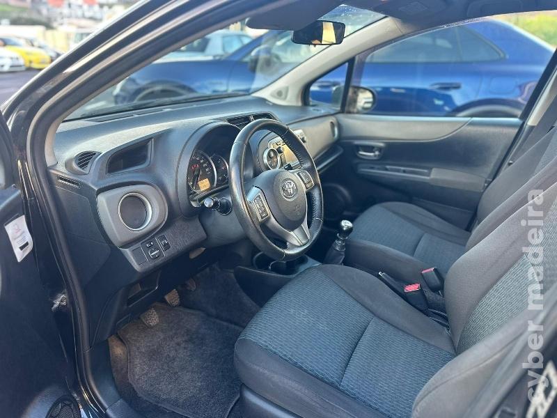 TOYOTA YARIS D-4D Gasóleo