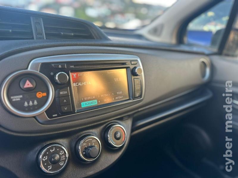 TOYOTA YARIS D-4D Gasóleo